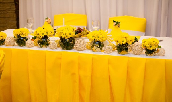  Оформление свадьбы в желтом цвете
